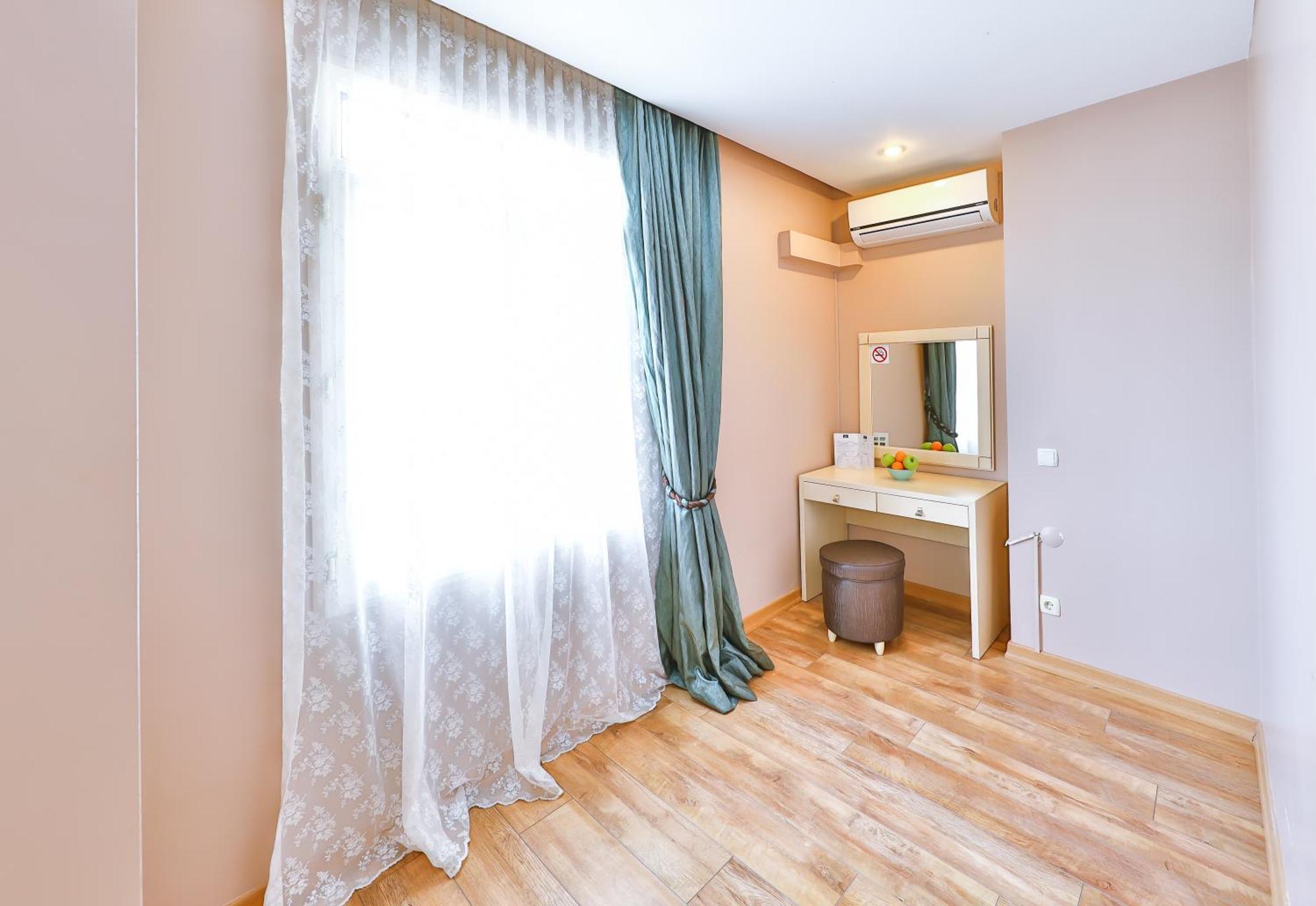Buyukada Princess Hotel Adalar Exterior photo