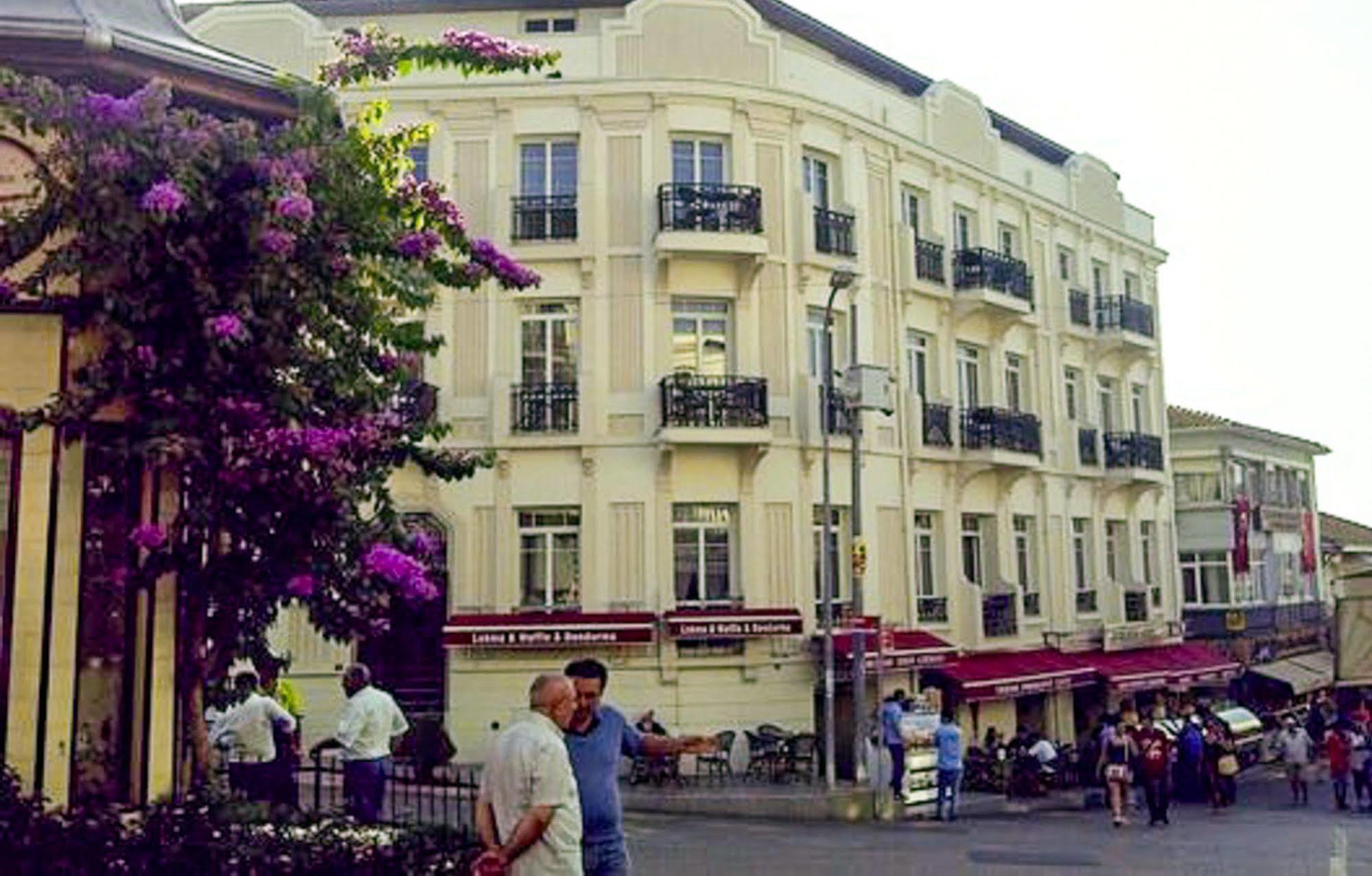 Buyukada Princess Hotel Adalar Exterior photo